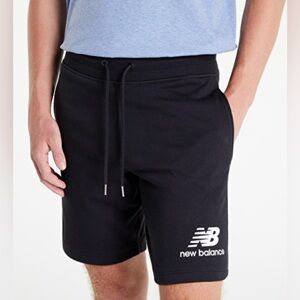 NEW BALANCE - Essentials Stack Logo Shorts - Men / Size 2XL (Black)